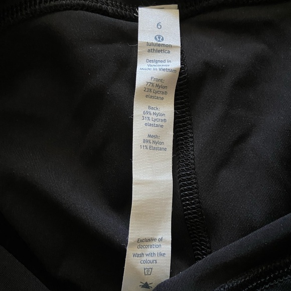 Lululemon black crop mesh leggings size 6 - Picture 2 of 4